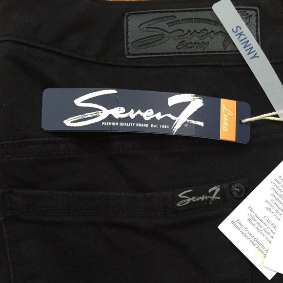 (NWT) Seven7 Women's Skinny Studded Jeans Black Raven Denim Size 24 - Picture 9 of 14
